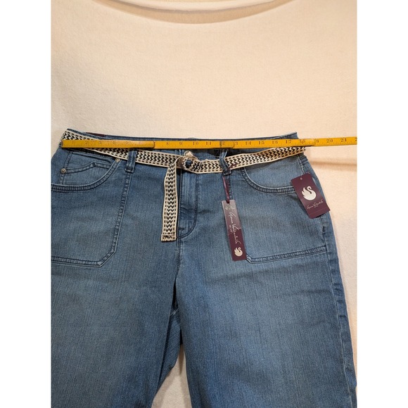 Gloria Vanderbilt MA Belted Bermuda Shorts Medium Wash Denim Women's Size 16 - Picture 2 of 7